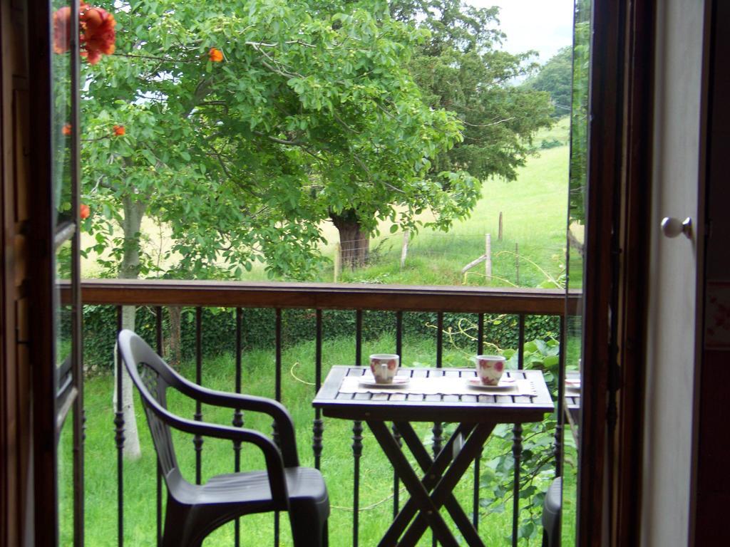 B&B El Jardin De Aes 푸엔테비에스고 외부 사진